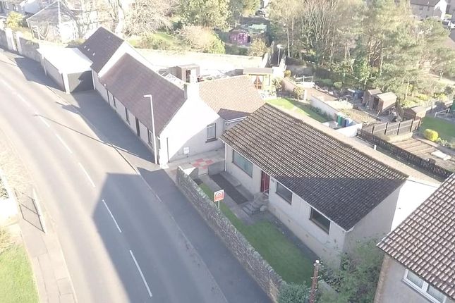 3 bed detached house
