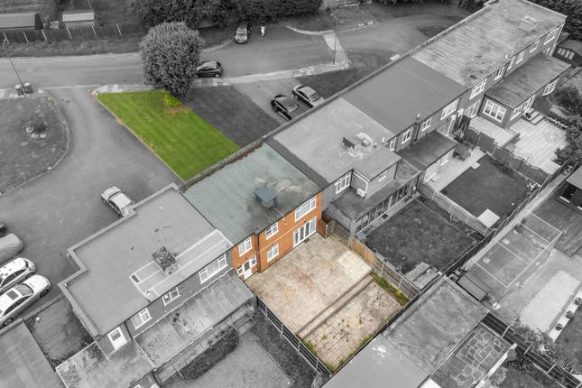 4 bedroom terraced house for sale