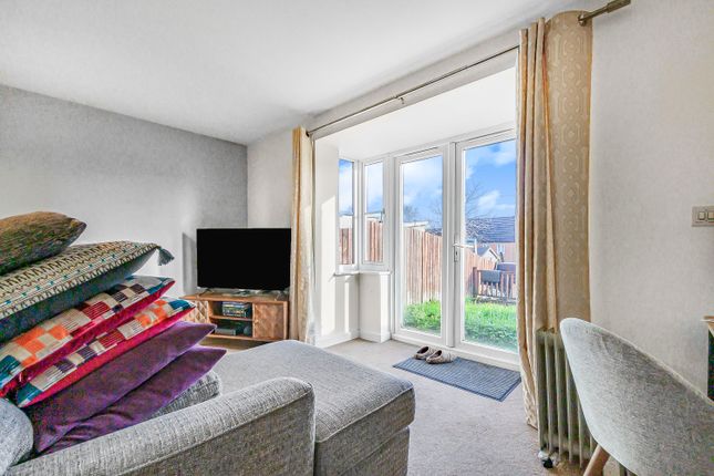 3 bed end terrace house