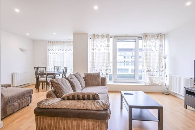 2 bed flat