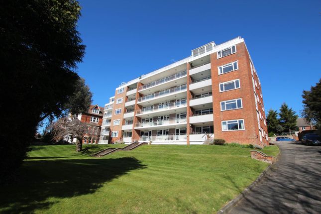 Selwyn Road, Eastbourne, BN21 2LF 3 bed flat for sale