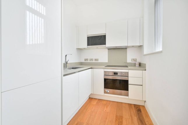 Greenford, Perivale, Greenford, UB6 Studio for sale