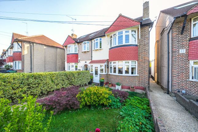 4 bedroom end of terrace house for sale