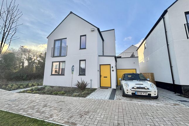 3 bed detached house