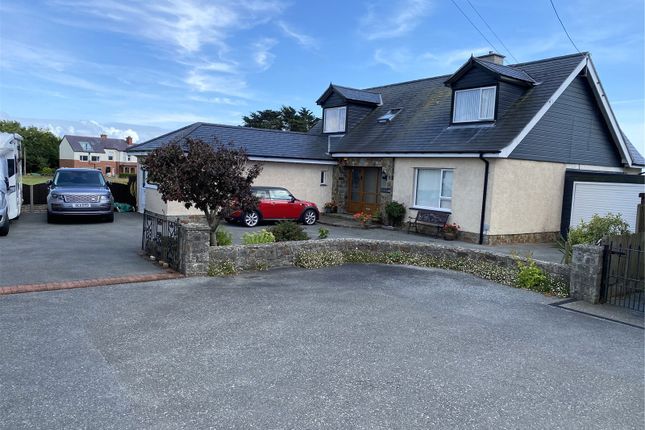 4 bed detached house