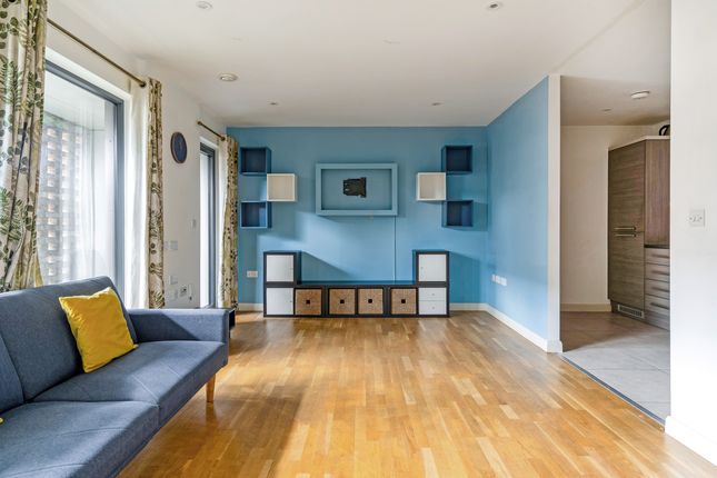 2 bed flat