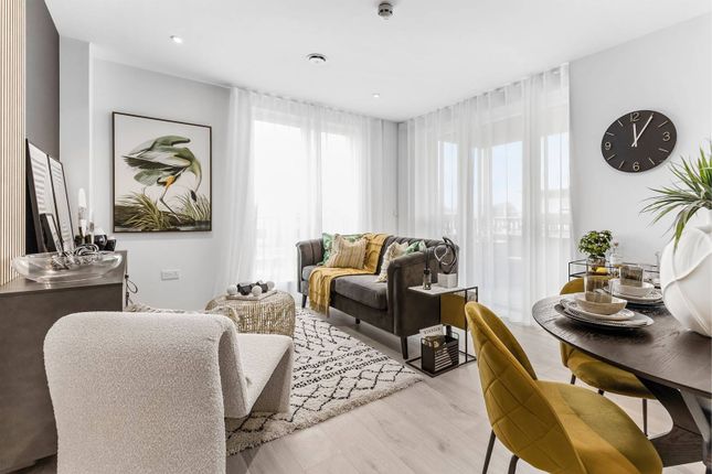 Orbital Business Park, London N18 2 bed flat