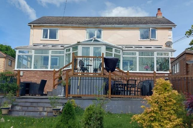3 bed detached house