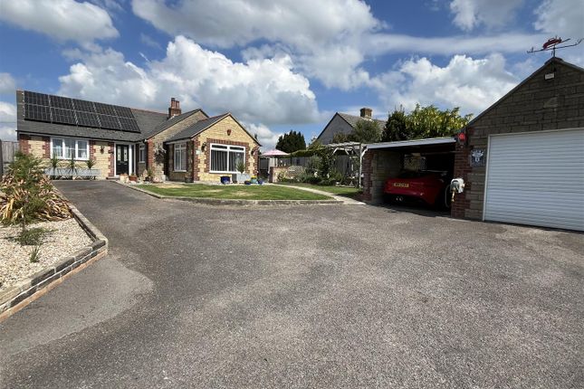 Whitefield Drive, East Stour 3 bed detached bungalow for sale