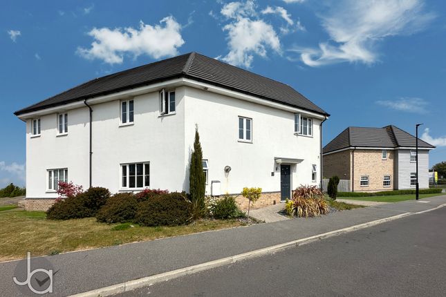 Newman Fields, Great Bentley 4 bed semi