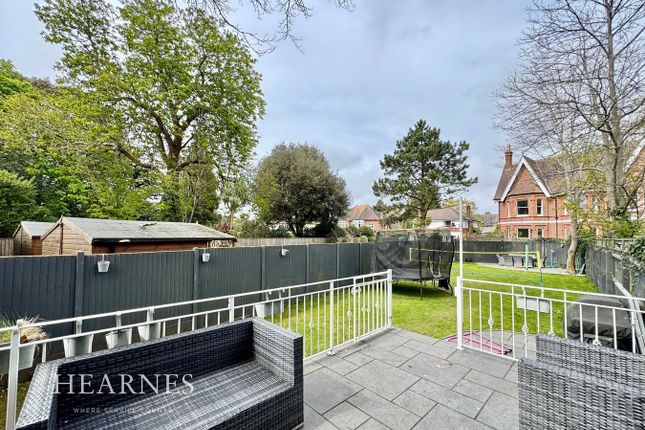 3 bed maisonette