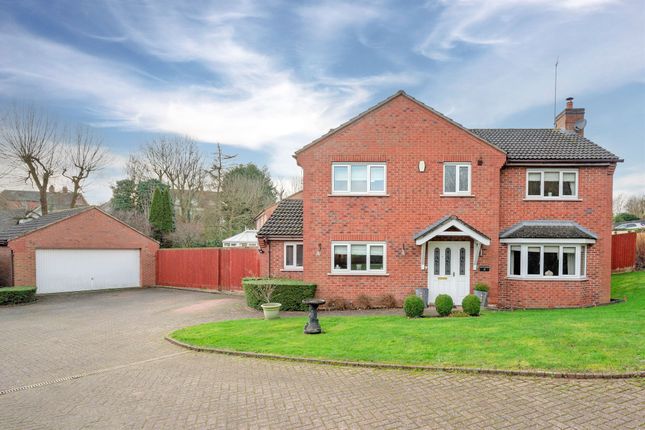 4 bed detached house
