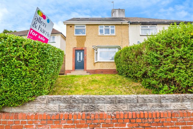 5 bedroom semi-detached house for sale