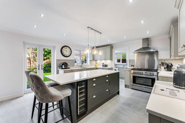 Cedardale Park, Widnes WA8 4 bed detached house for sale