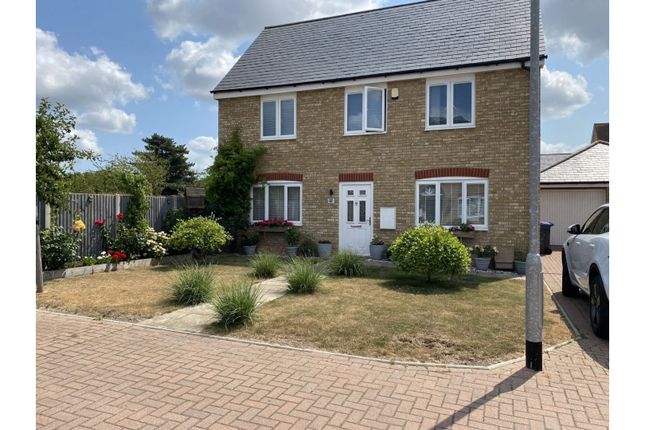 3 bed detached house