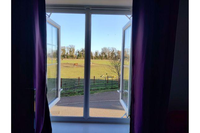 3 bed semi-detached house