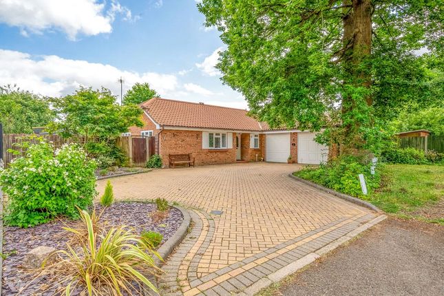 Ash Copse, St. Albans AL2 3 bed bungalow for sale