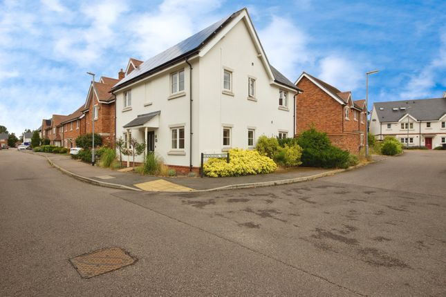 4 bed detached house