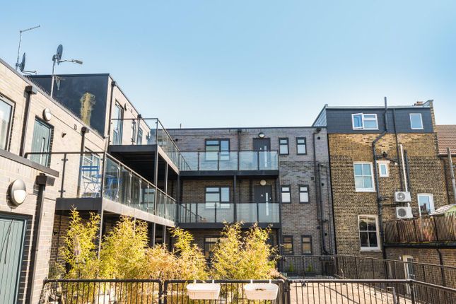 Braxfield Road, Brockley, London, SE4 2 bed flat for sale