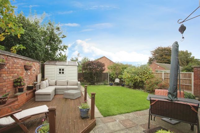 4 bedroom semi-detached house for sale
