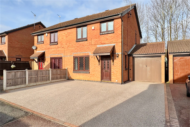 3 bedroom semi-detached house for sale