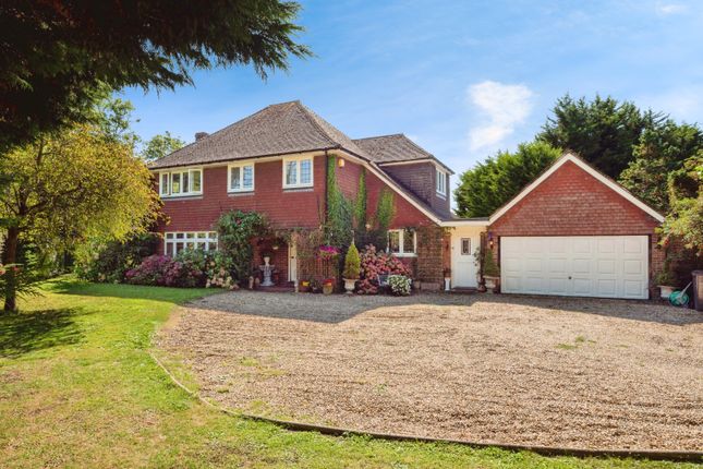 4 bed detached house