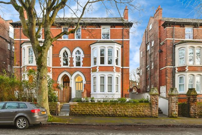 4 bed property