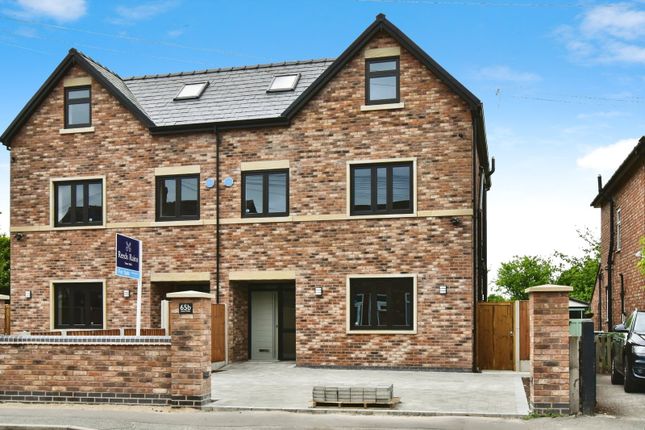 5 bedroom semi-detached house for sale