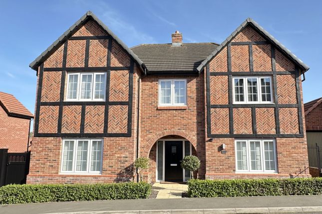 5 bedroom detached house for sale