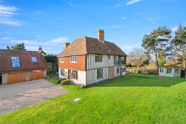 6 bedroom detached house for sale