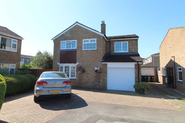 Dart Close, Newport Pagnell 4 bed detached house for sale