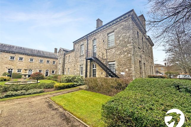 2 bed maisonette