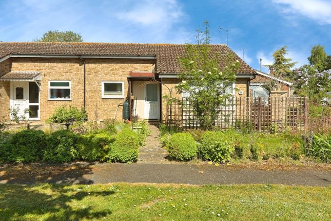 2 bedroom semi-detached bungalow for sale