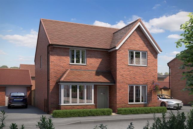 4 bed detached house