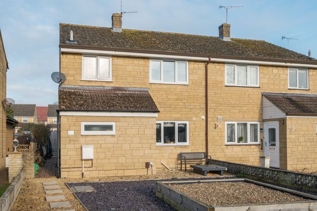 Brize Norton Road, Carterton... 3 bed semi