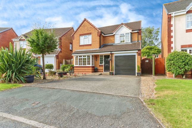 4 bed detached house