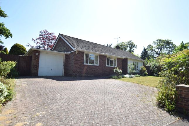 Carlyon Close, Hampshire GU14 3 bed bungalow for sale