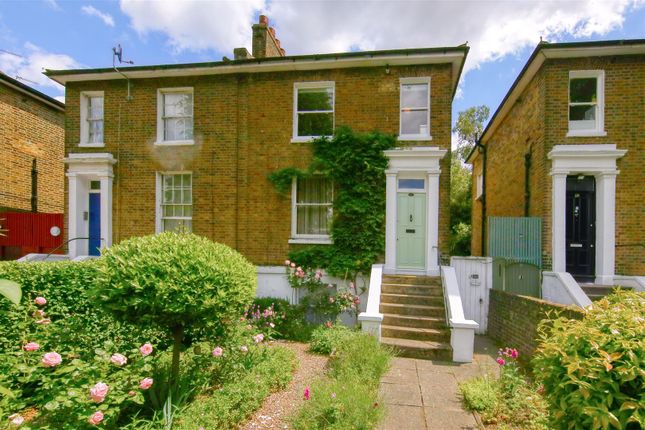 Loughborough Park, Brixton SW9 1 bed flat for sale