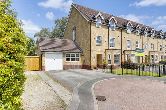 4 bedroom town house for sale