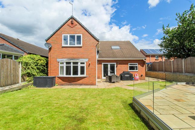 Partons Place, Wakefield WF3 5 bed detached house for sale