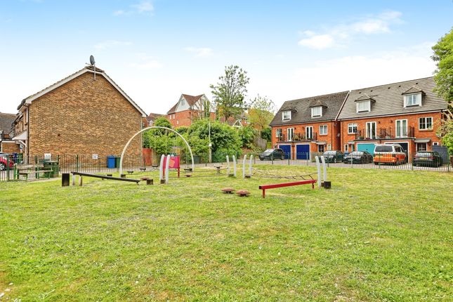 2 bedroom coach house for sale