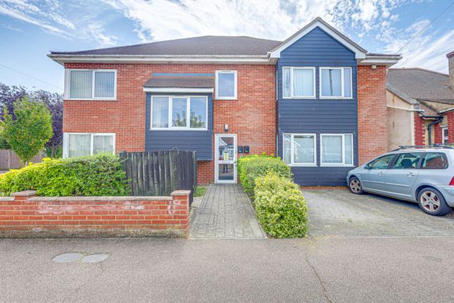 Shakespeare Avenue, Westcliff