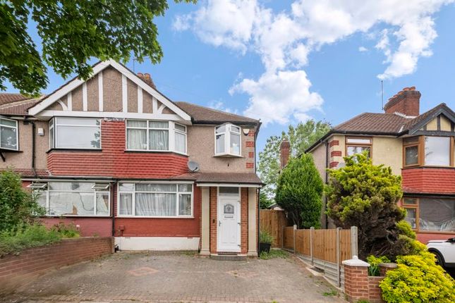 Castle Road, Northolt 3 bed end of terrace house for sale