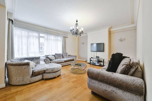 Prince Albert Road, St John's Wood... 3 bed flat for sale