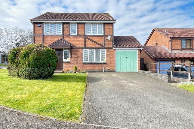 4 bed detached house