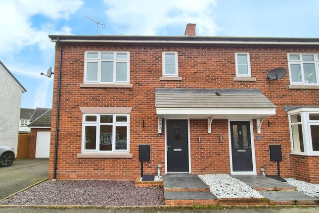 3 bedroom semi-detached house for sale