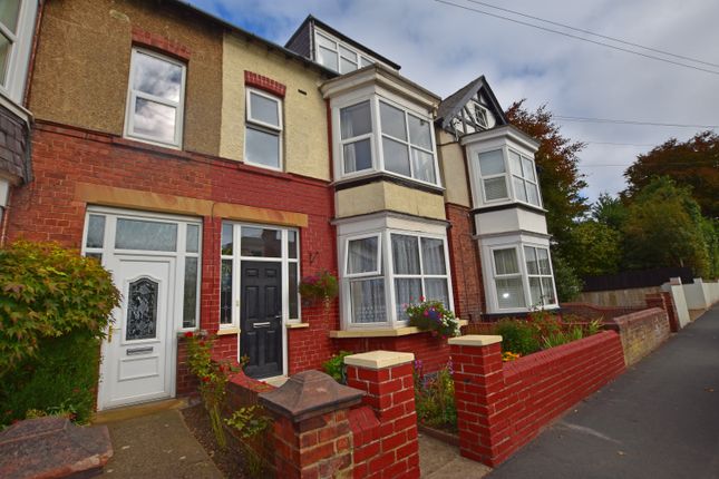 Coldyhill Lane, Scarborough YO12 4 bed terraced house for sale