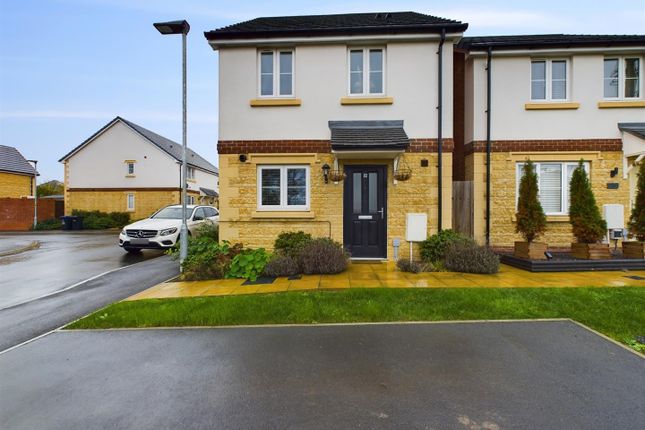 2 bed detached house