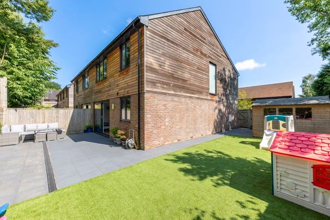 4 bedroom semi-detached house for sale