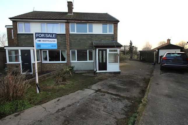 West Lea Crescent, Yeadon LS19 3 bed semi